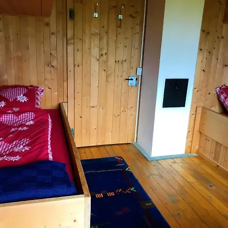 Inn Berghaus Laubbargli *