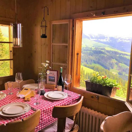 Berghaus Laubbargli Inn *