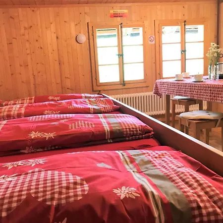 Berghaus Laubbargli * Lenk