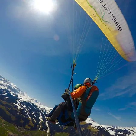 Berghaus Laubbargli Penzion Lenk